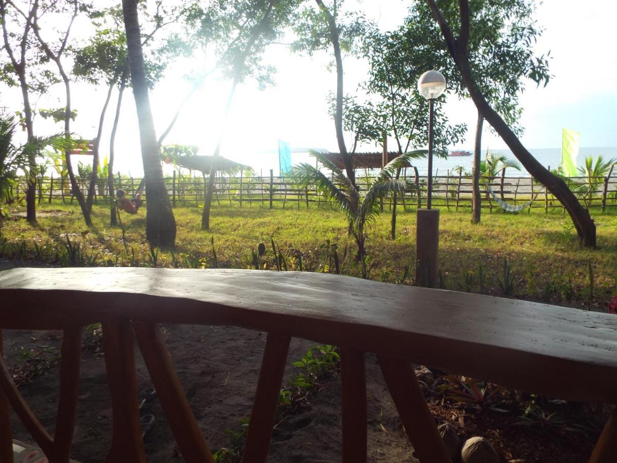 Sablayan Gustav'S Place Silver Beach Dive Resort Exterior foto